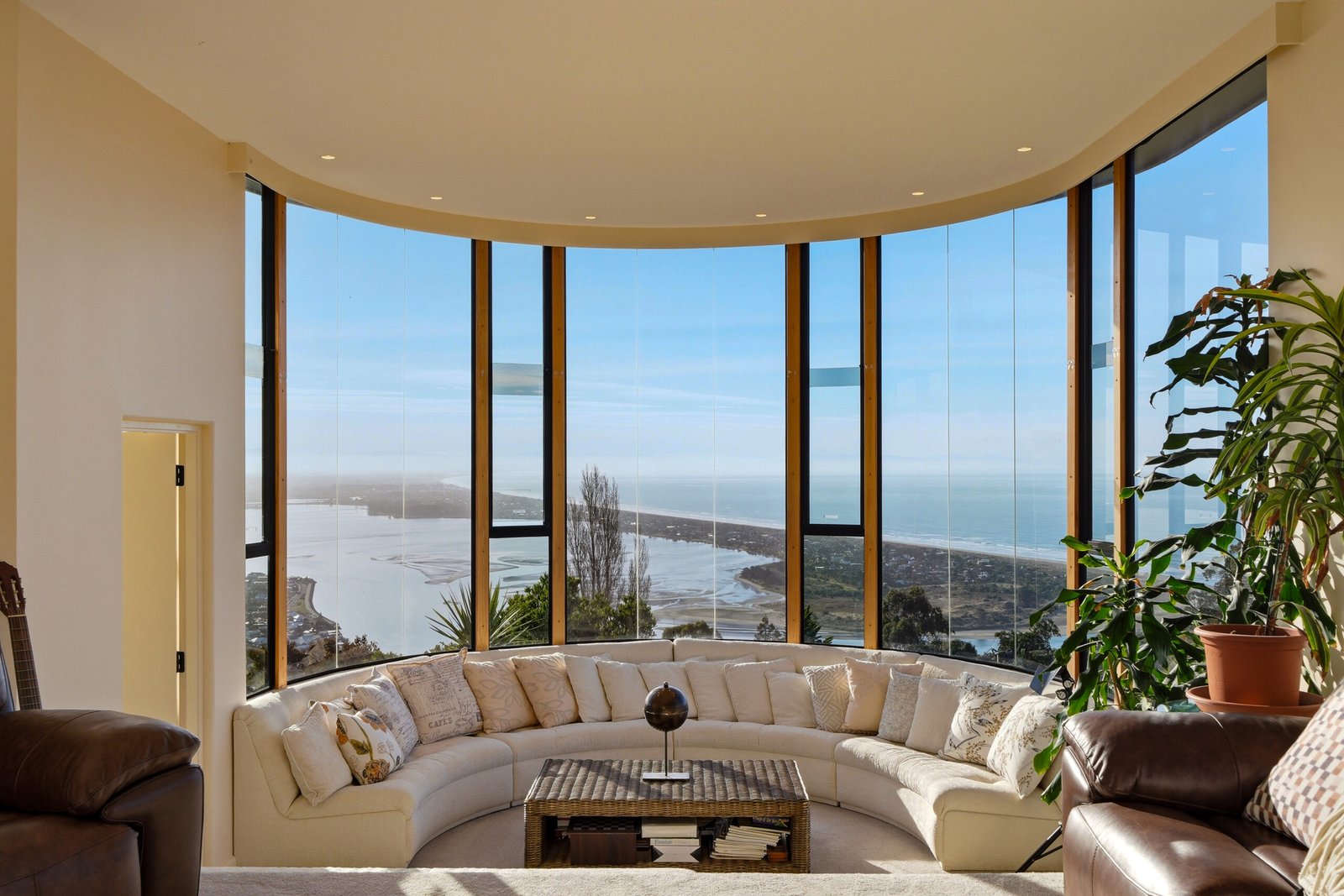 Luxury hillside home at Clifton, Christchurch, New Zealand